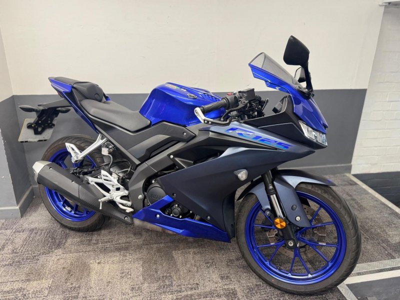 YAMAHA R125