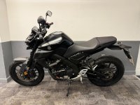 YAMAHA MT-125
