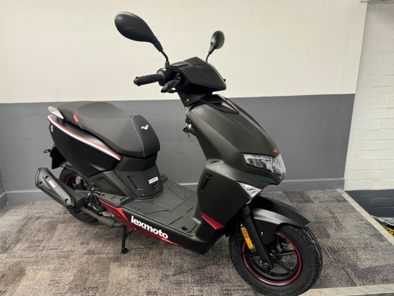 LEXMOTO FM