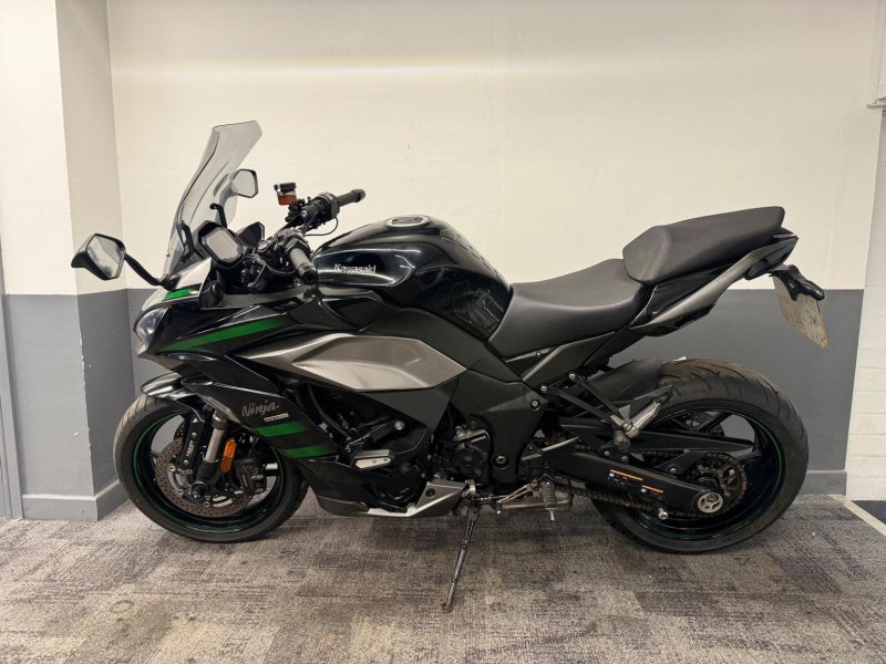 KAWASAKI NINJA 1000SX