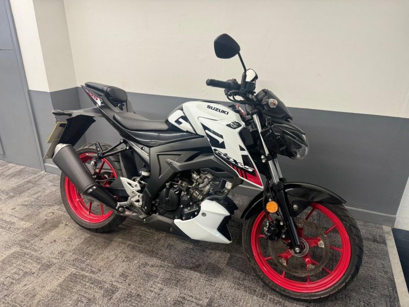 SUZUKI GSX-S125