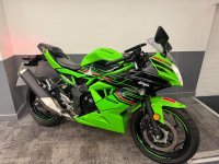 KAWASAKI Ninja 125