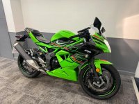 KAWASAKI Ninja 125