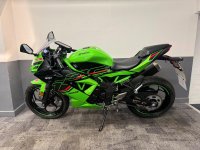 KAWASAKI Ninja 125