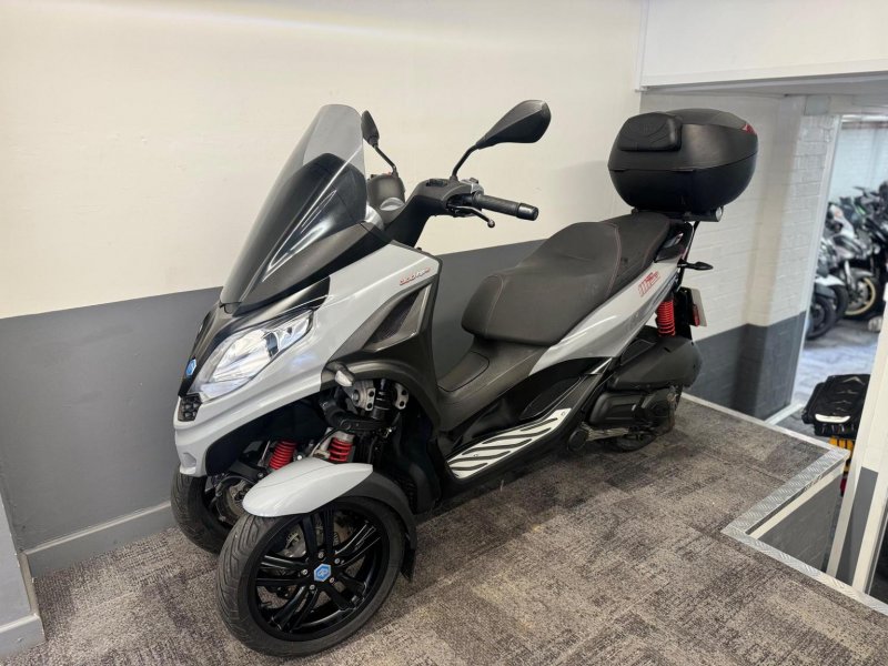 PIAGGIO MP3