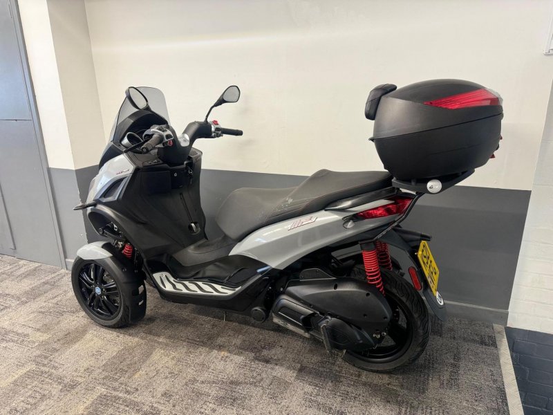 PIAGGIO MP3