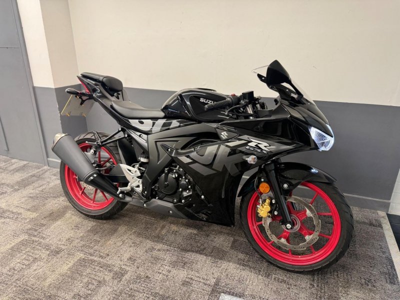 SUZUKI GSXR125