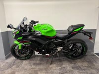 KAWASAKI Ninja 650