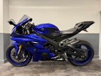 YAMAHA R6