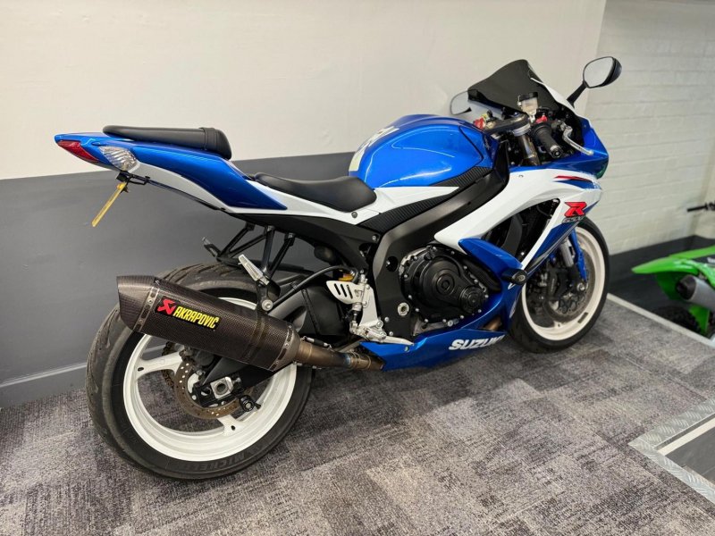 SUZUKI GSXR600