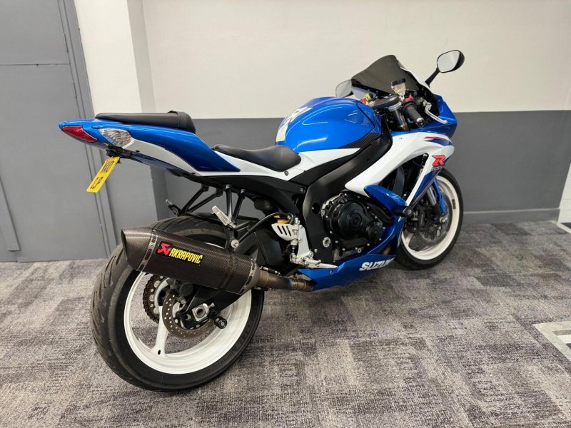SUZUKI GSXR600