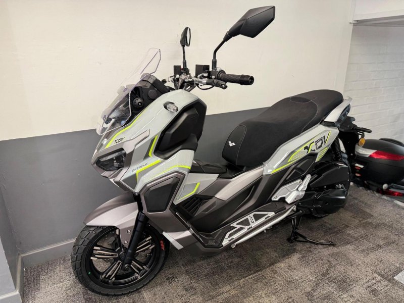 LEXMOTO XDV300