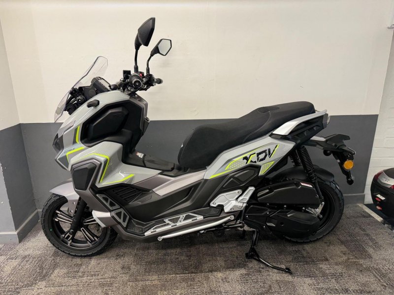 LEXMOTO XDV300