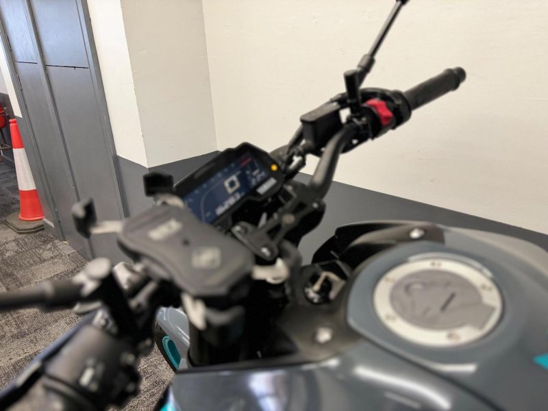 YAMAHA MT-125