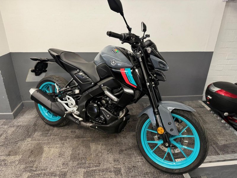 YAMAHA MT-125