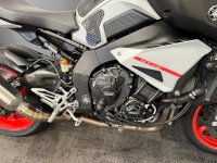 YAMAHA MT-10