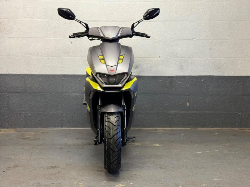 LEXMOTO SRT125