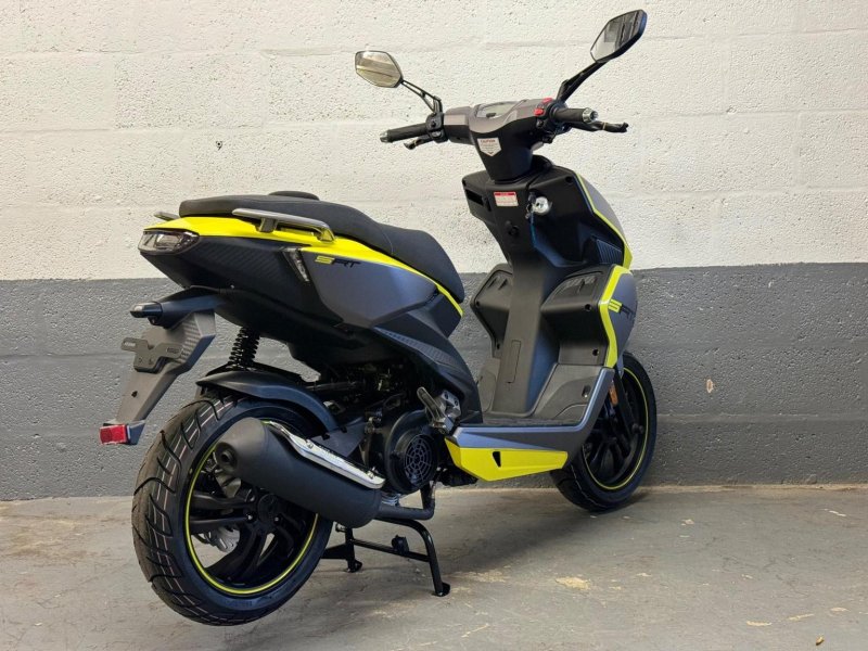 LEXMOTO SRT125