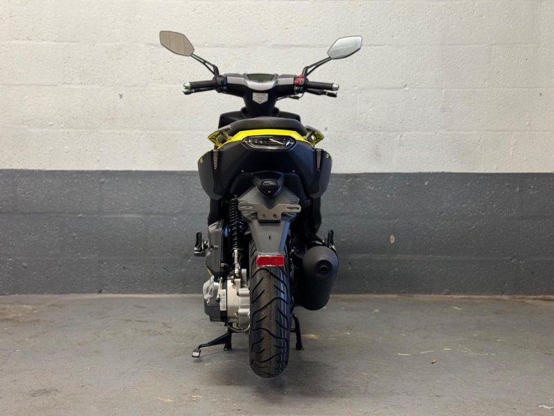 LEXMOTO SRT125