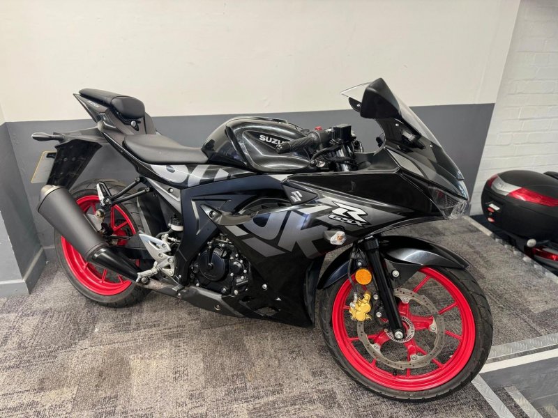 SUZUKI GSXR125