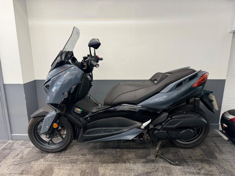 YAMAHA X-Max
