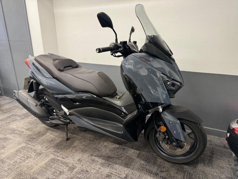 YAMAHA X-Max