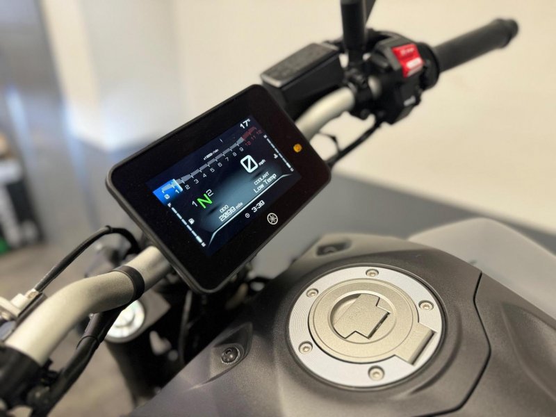 YAMAHA MT-07