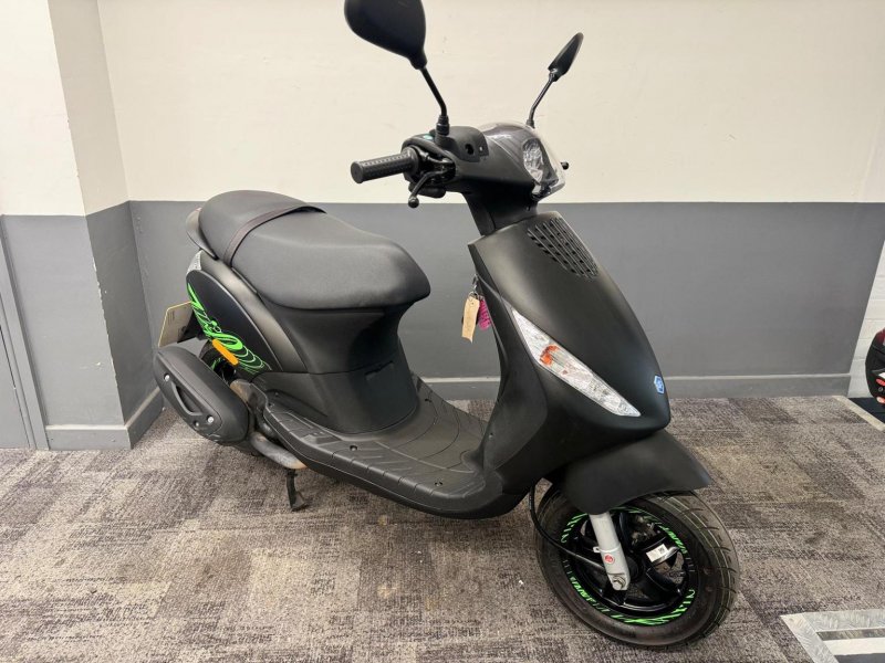 PIAGGIO Zip