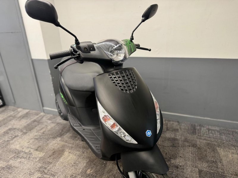 PIAGGIO Zip