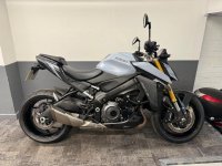 SUZUKI GSX-S1000