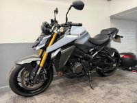 SUZUKI GSX-S1000