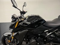 SUZUKI GSX-S1000