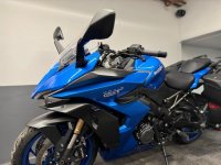 SUZUKI GSX