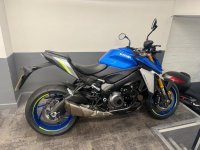 SUZUKI GSX-S1000