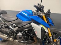SUZUKI GSX-S1000