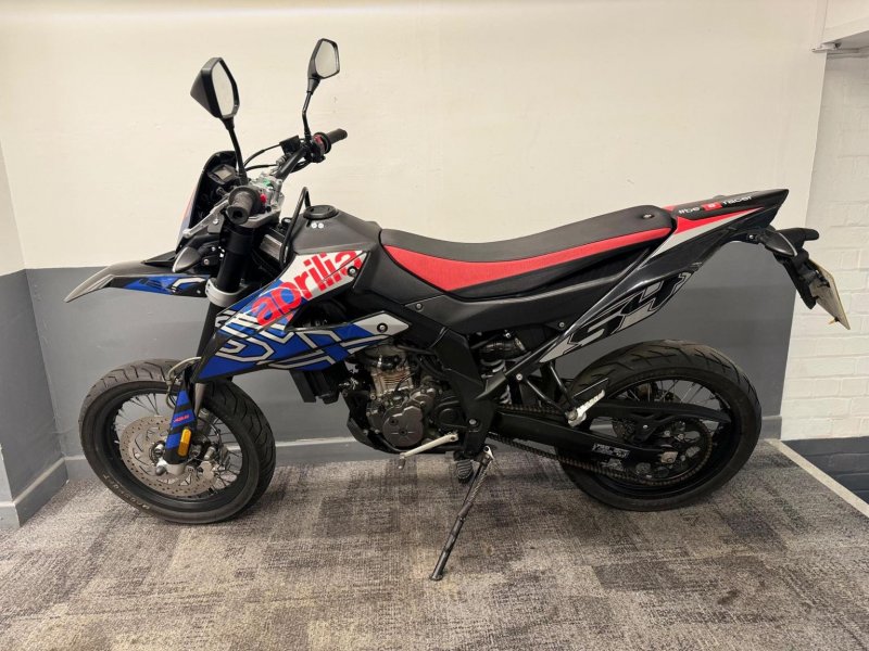 APRILIA SX