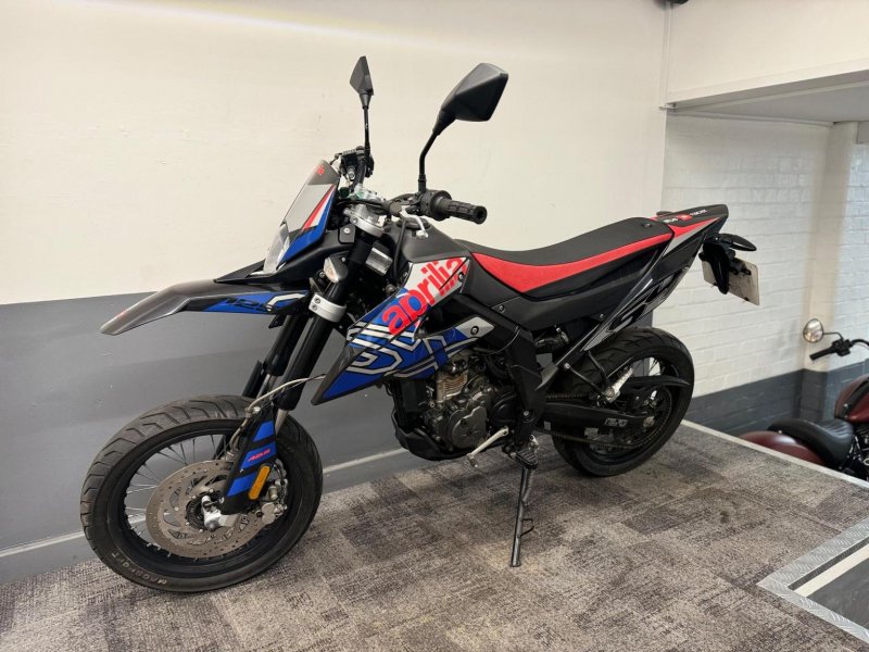 APRILIA SX