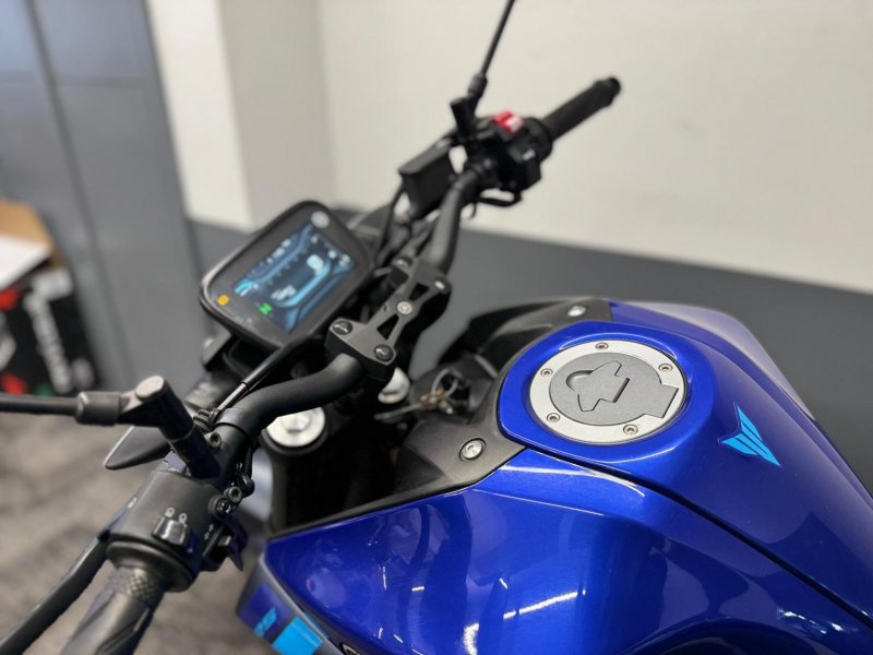 YAMAHA MT-125