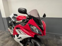 YAMAHA R6
