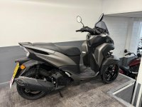 YAMAHA Tricity