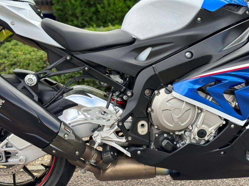 BMW S1000RR