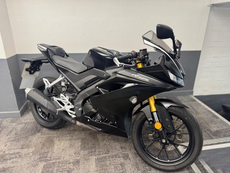 YAMAHA R125