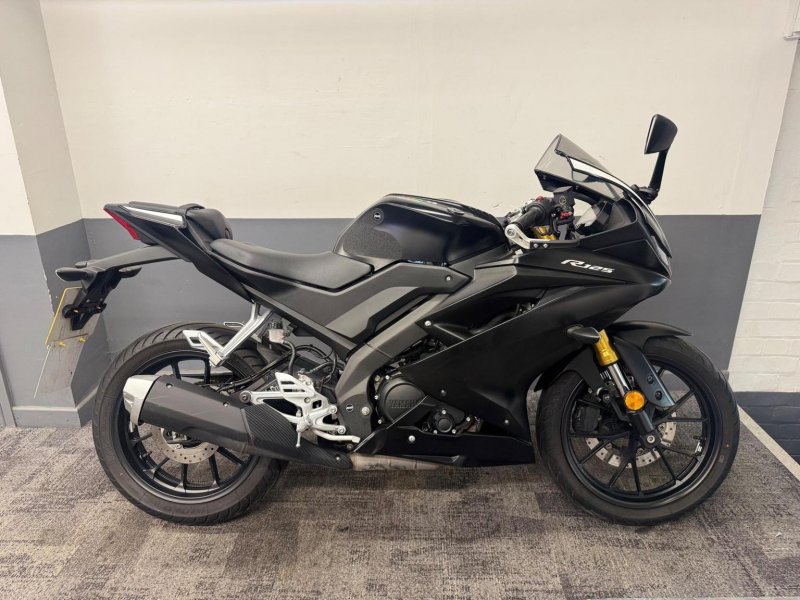 YAMAHA R125