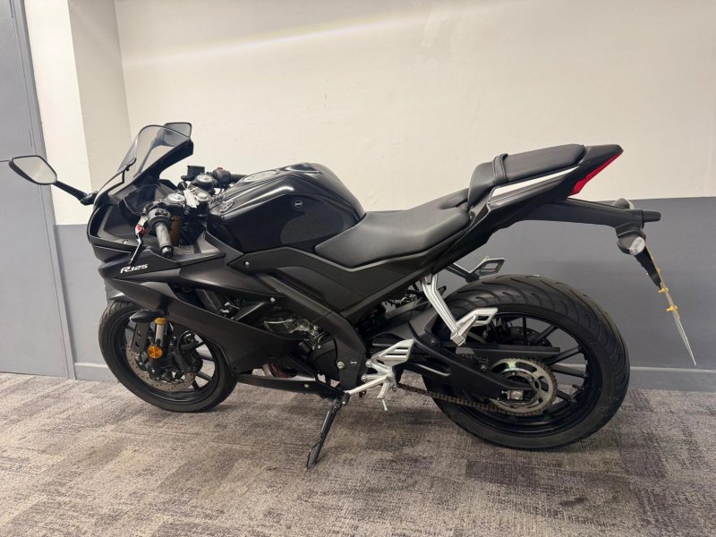 YAMAHA R125