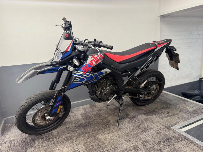 APRILIA SX