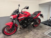 KAWASAKI Z650