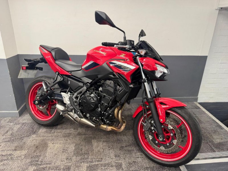 KAWASAKI Z650