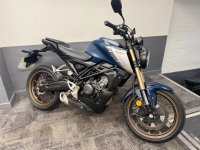 HONDA CB125R