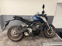 HONDA CB125R