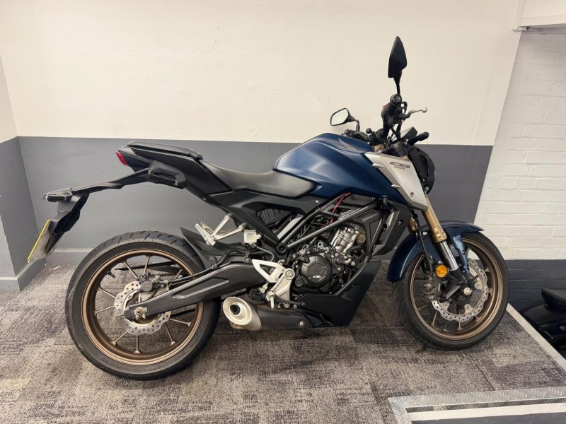HONDA CB125R
